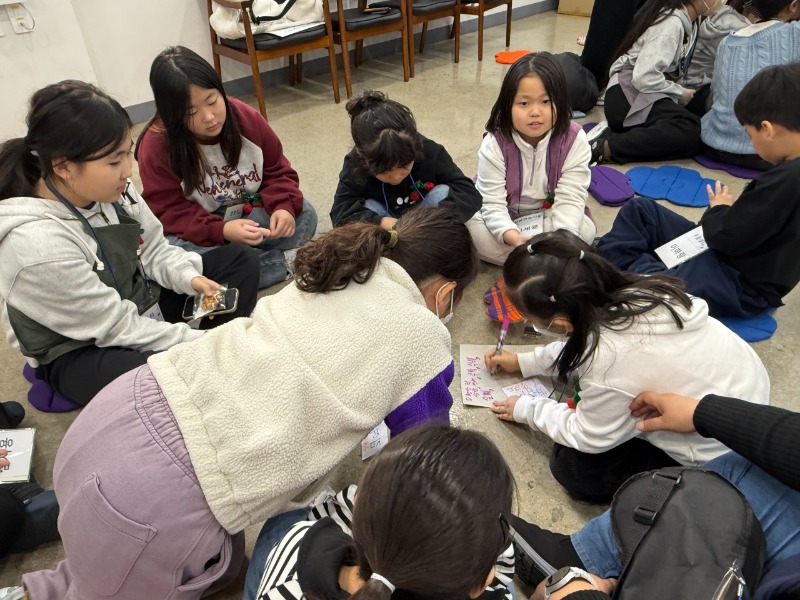 2025. 김해교육협력지원센터-25.동김해행마 하반기 성장나눔의 날-74349968764.jpeg